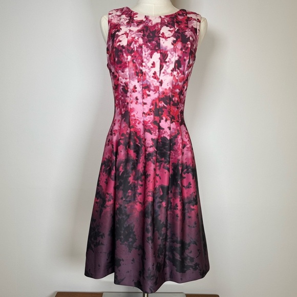 Vince Camuto Pleated Fit And Flare Dress Pink And Purple Floral Women’s Size 6 - Picture 1 of 13